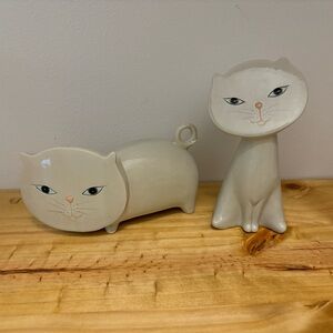 VINTAGE MID-CENTURY FLAT FACE CAT FIGURINES